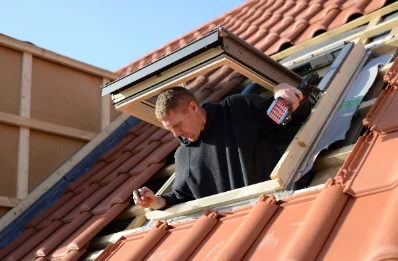 Pose de fenêtres de toit Velux à Gratens